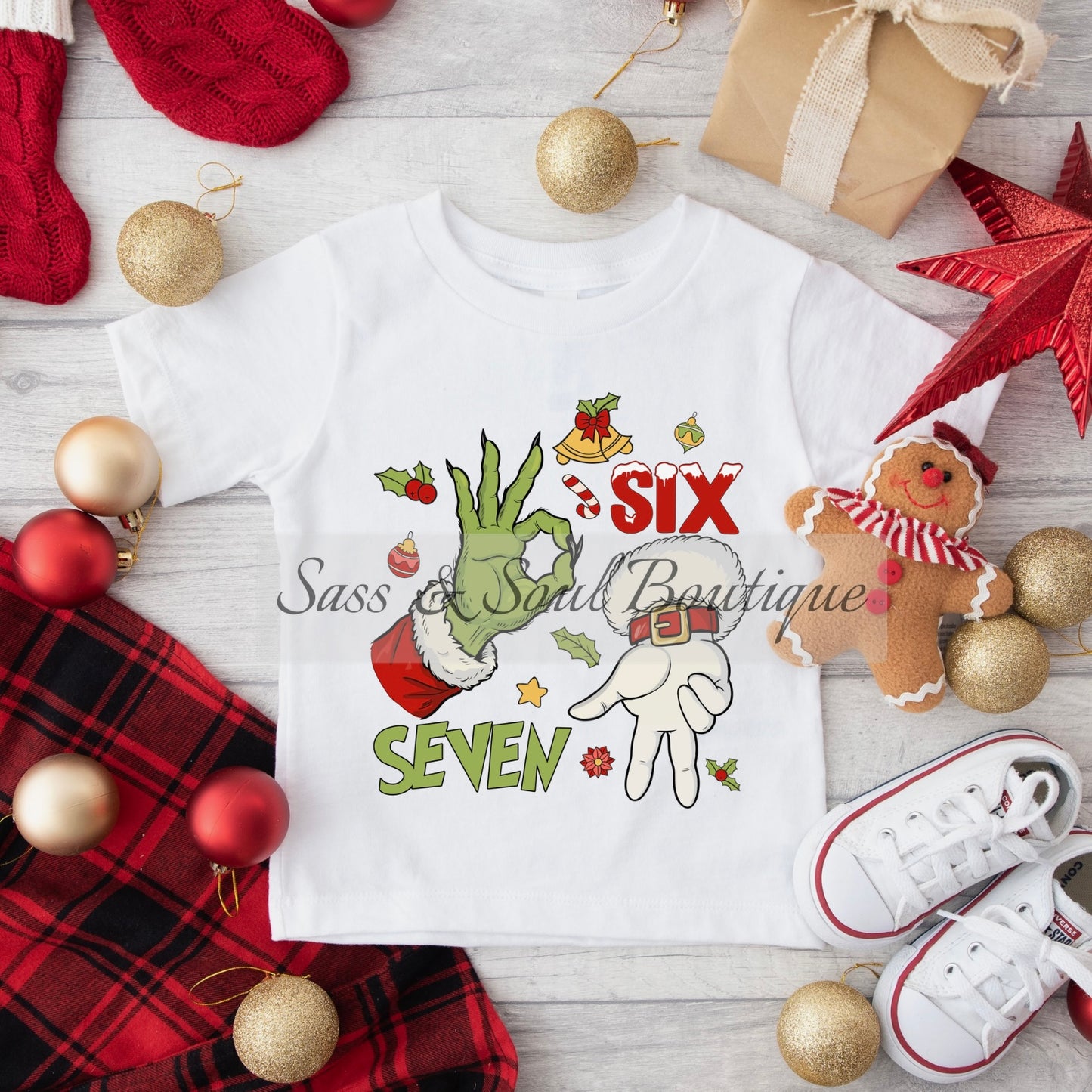 6 7 Grinch & Santa Hands