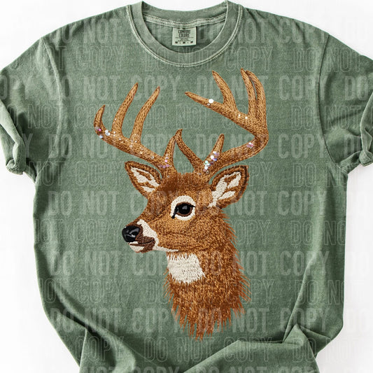 Deer - Faux Glitter & Yarn